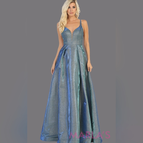 Blue prom dress - Picture 2 of 3